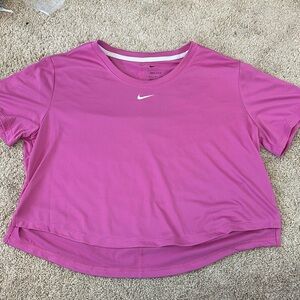 Nike Dri Fit Crop